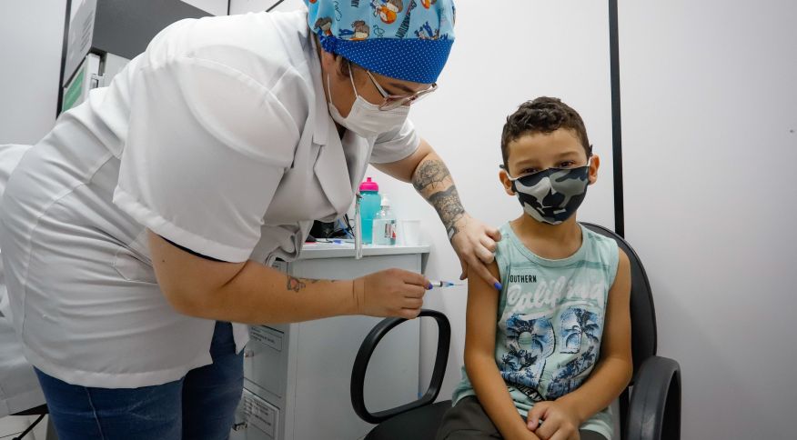 Estudo: bolha de vacinados protege crianças não vacinadas de forma substancial